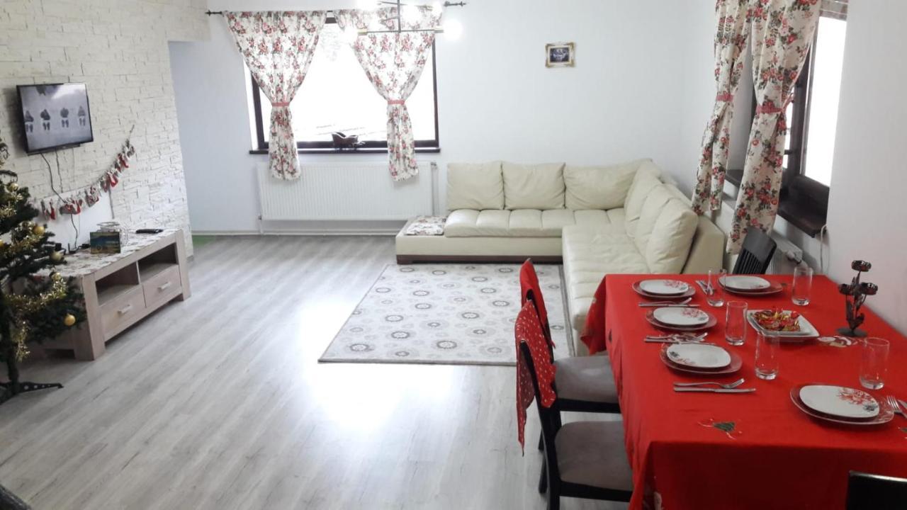 Vila Roxana Pangarati Екстер'єр фото